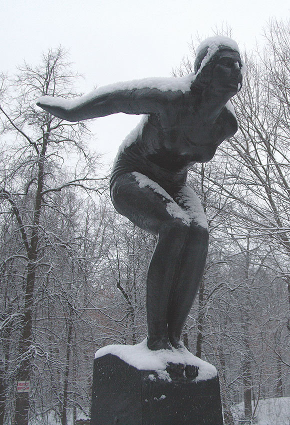 017_03_statuya.jpg 017_03_statuya.jpg